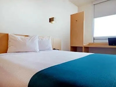 One Ciudad De Patriotismo Hotel Città del Messico