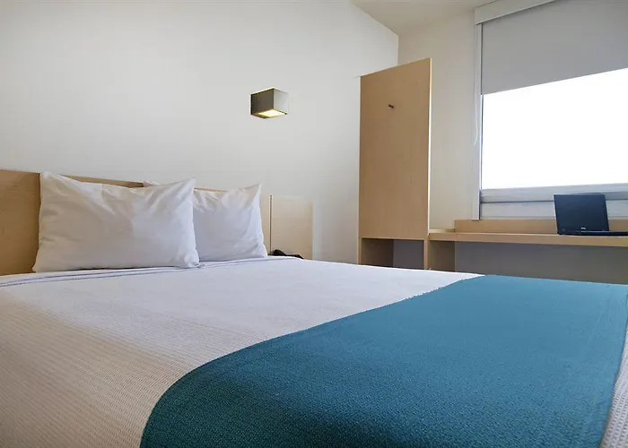 Hotel One Ciudad De Patriotismo 3*