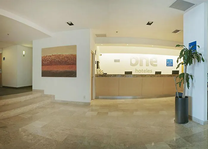 One Ciudad De Patriotismo Hotel